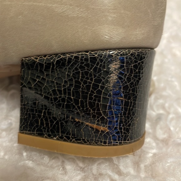 Audley London Block Heels - Picture 7 of 9